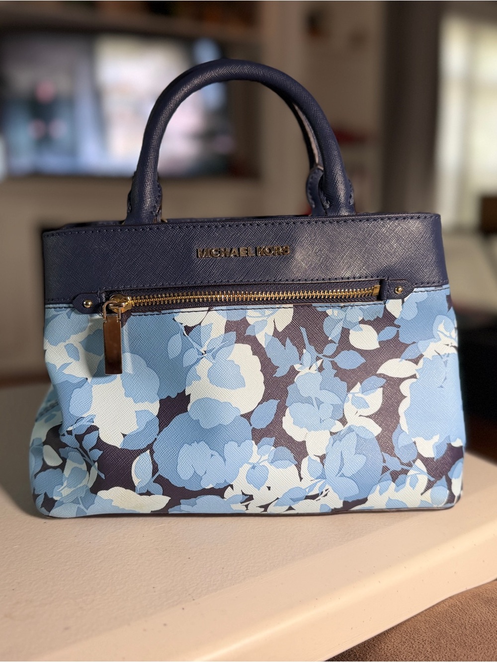Michael Kors Hailee XS Crossbody